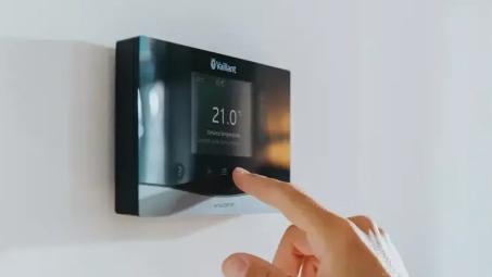 Kombinizin modeli/seri numarası nerede bulunur?